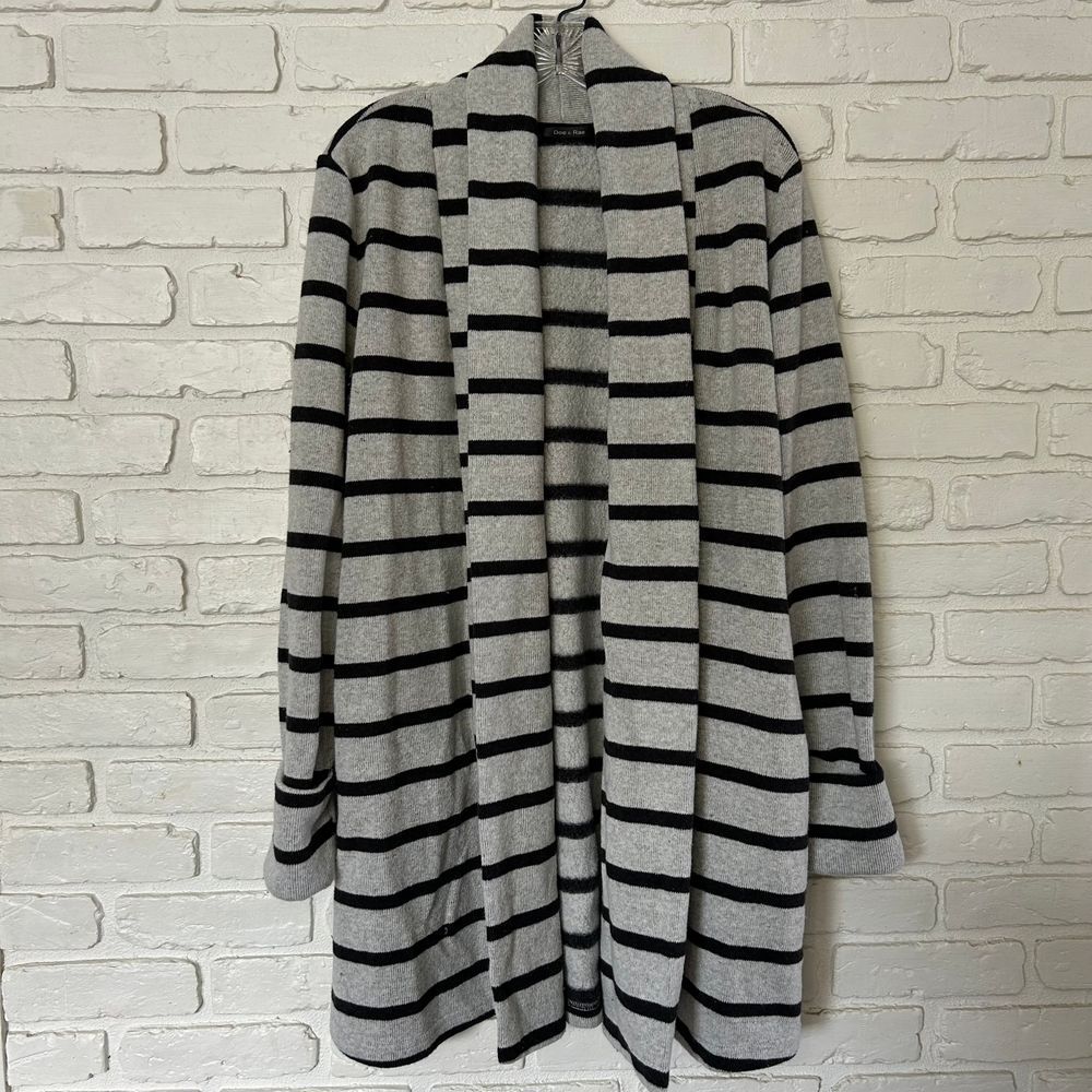 Doe & Rae Thick Striped Cardigan Sweater with Pockets Size Small‎
